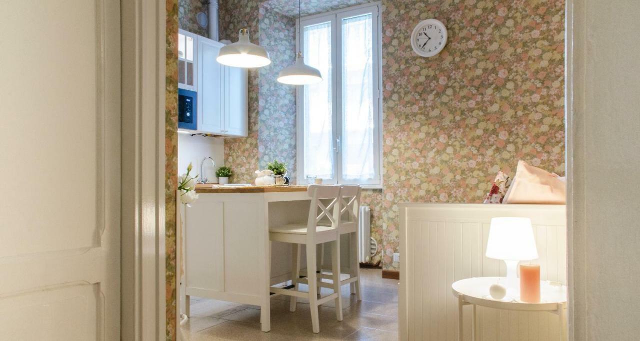 Flowers Apartment Joivy 25 Como Buitenkant foto